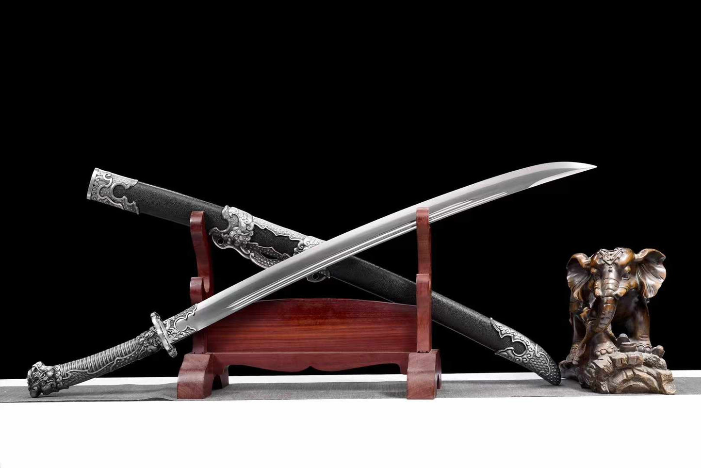 Double Dragon Xiuchun Sword